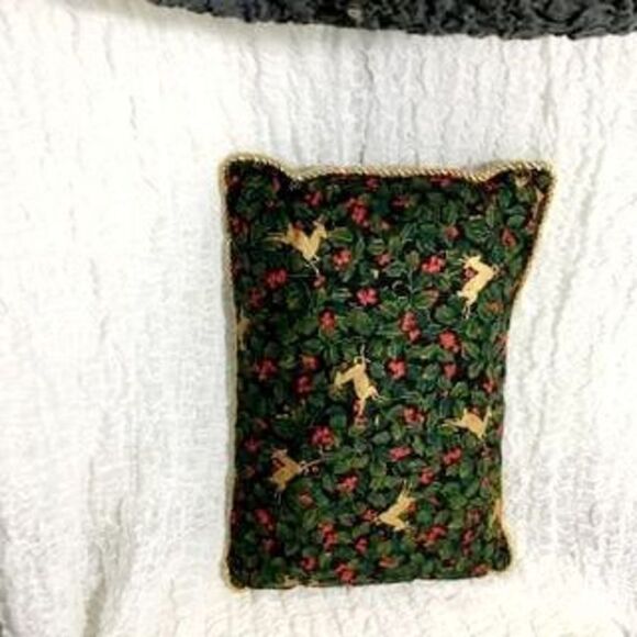 Vtg Christmas Mistletoe & Reindeer Throw Pillow - Picture 2 of 5